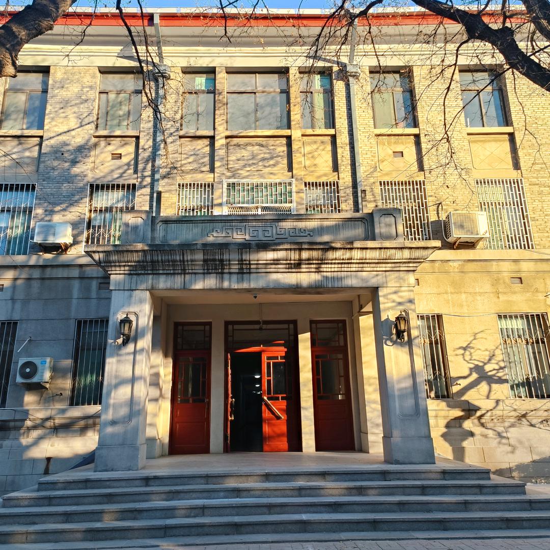 重生之在山师美院走上人生巅峰