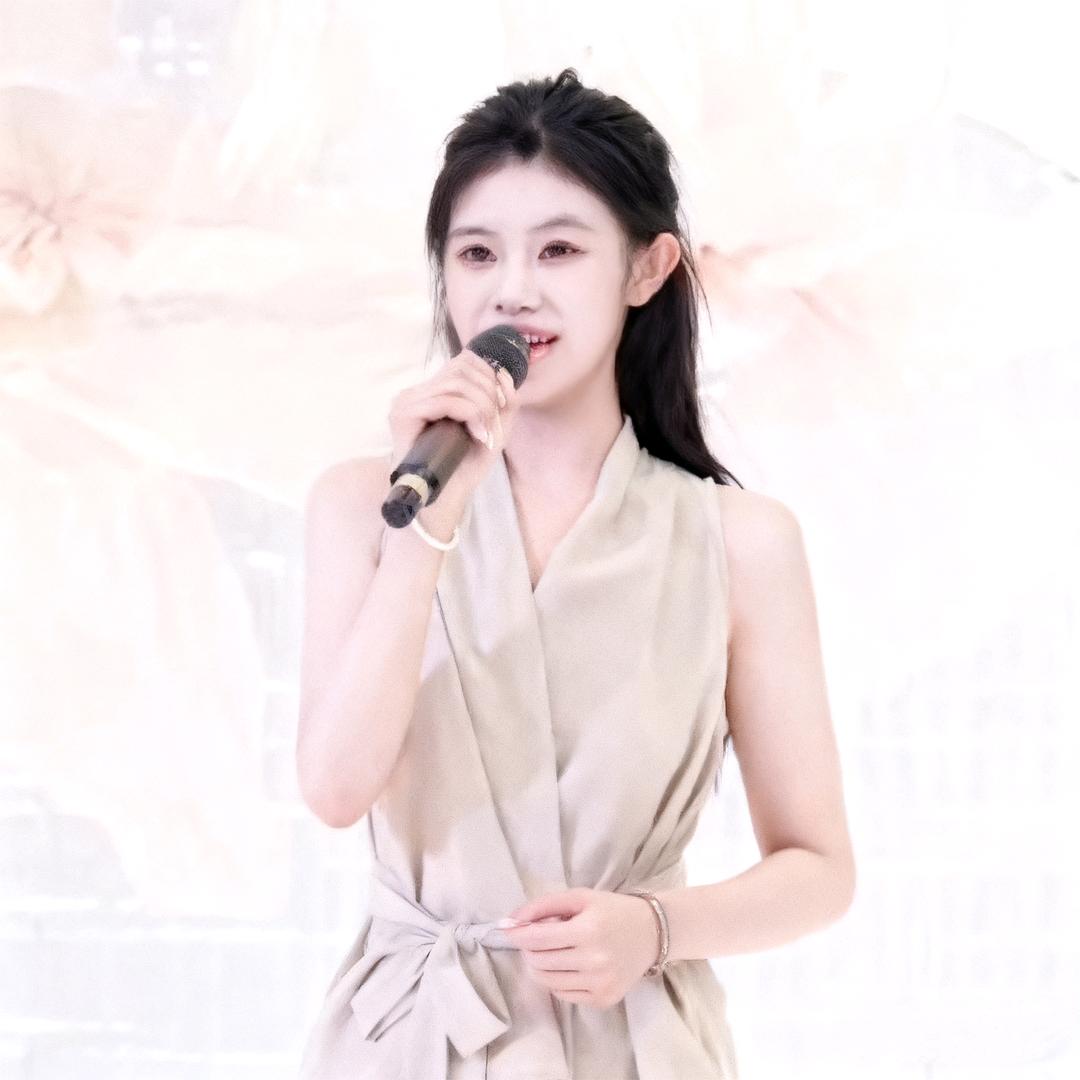 婚礼主持人 丁韧