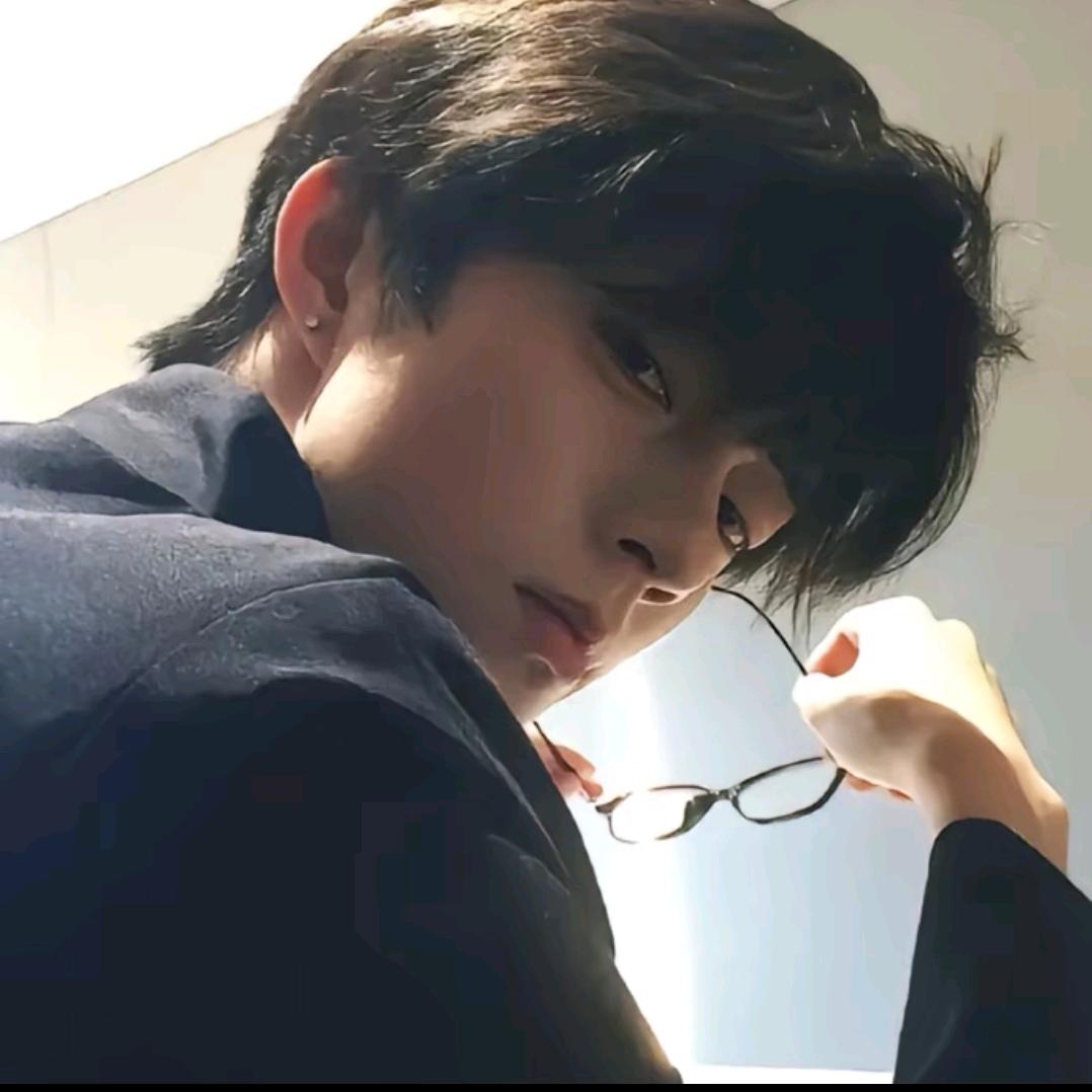 爱打妖精的老石