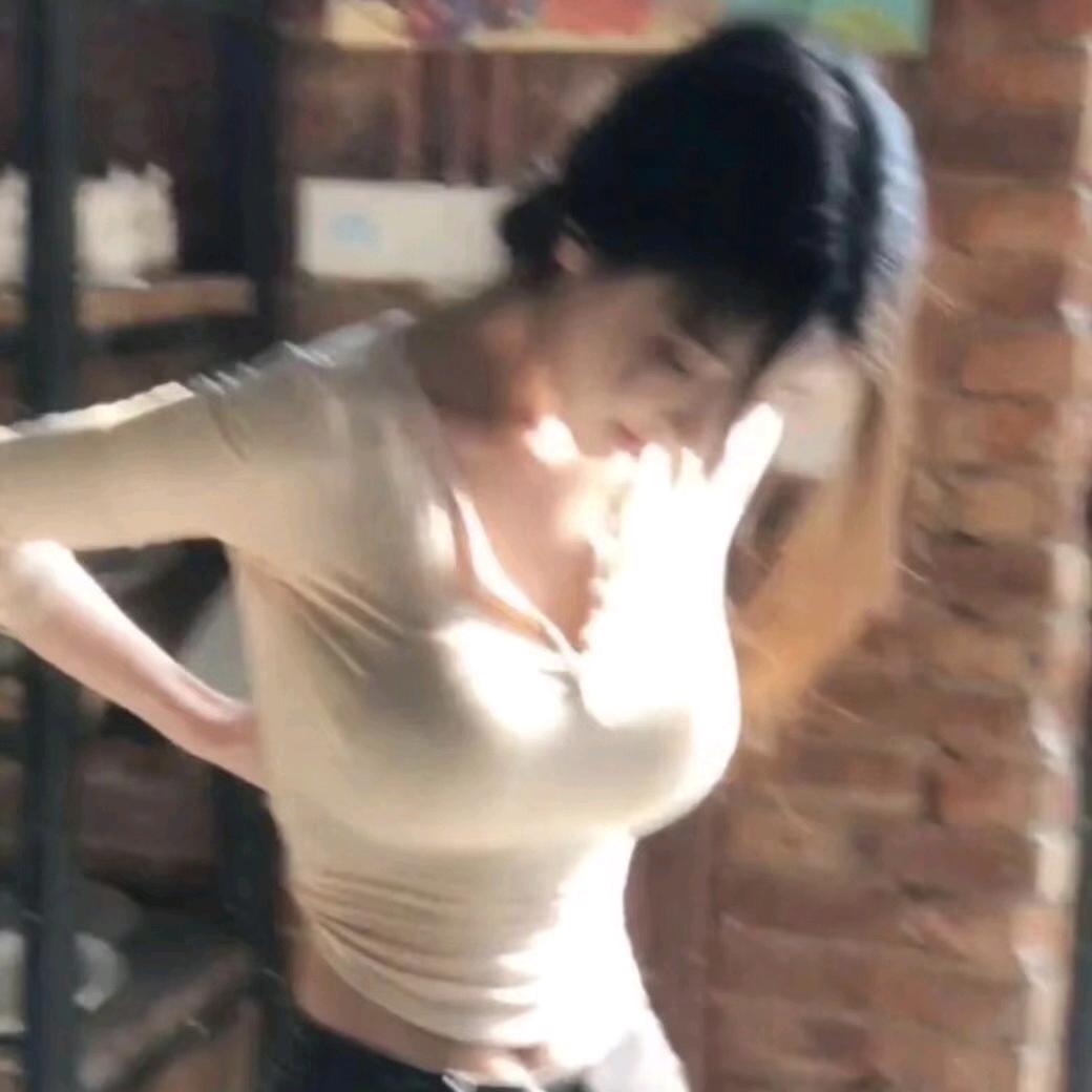 惜命的108岁妙龄美少女