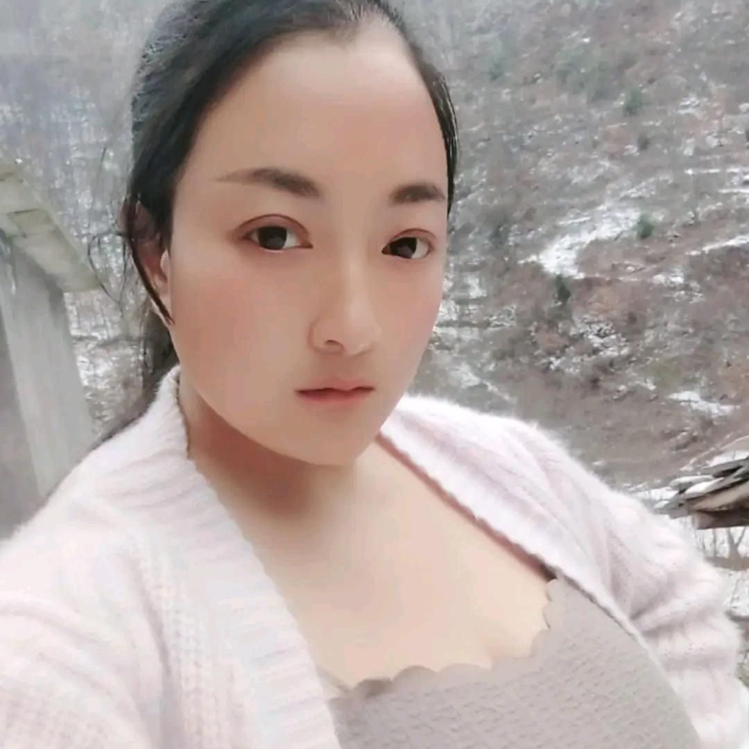 花花爱山歌