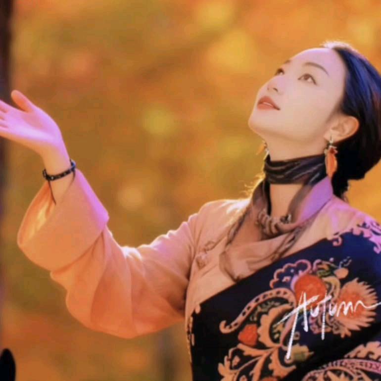 ཚེ་དབང་ལྷ་མོ།