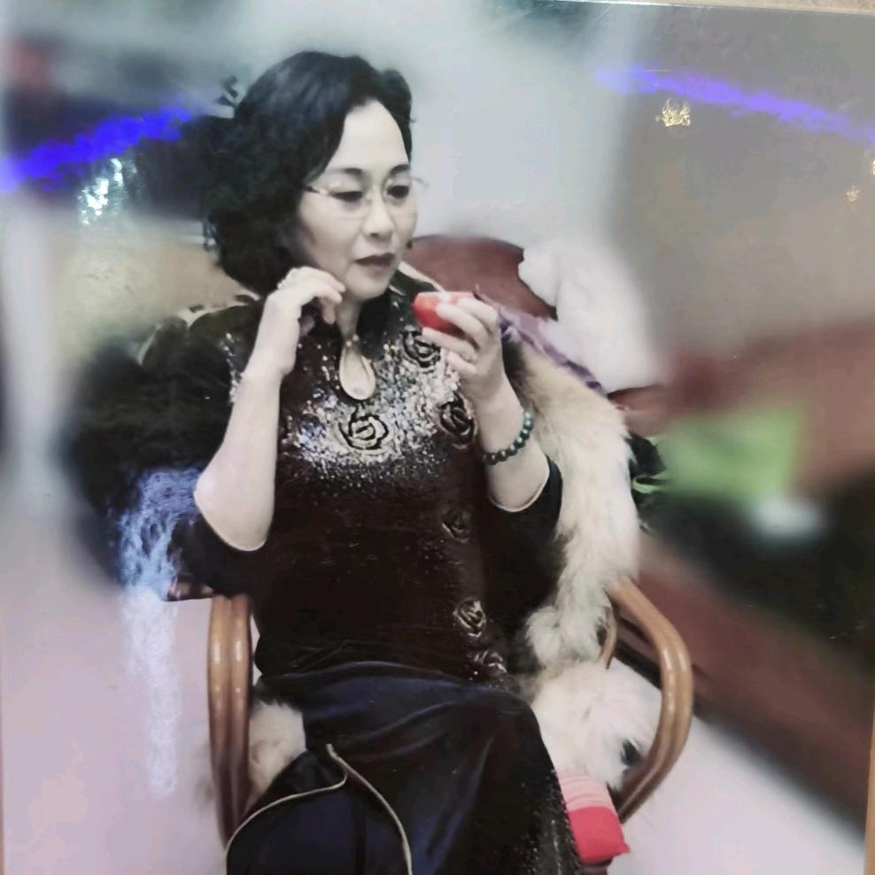 美姐（不定时开播）