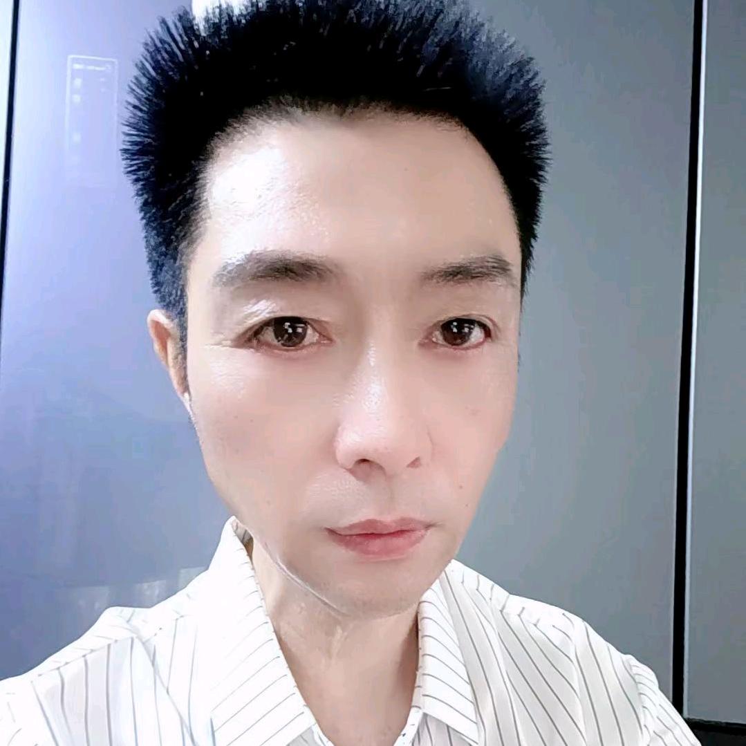 风雨无阻爱唱歌《快乐刘歌》晚开播8