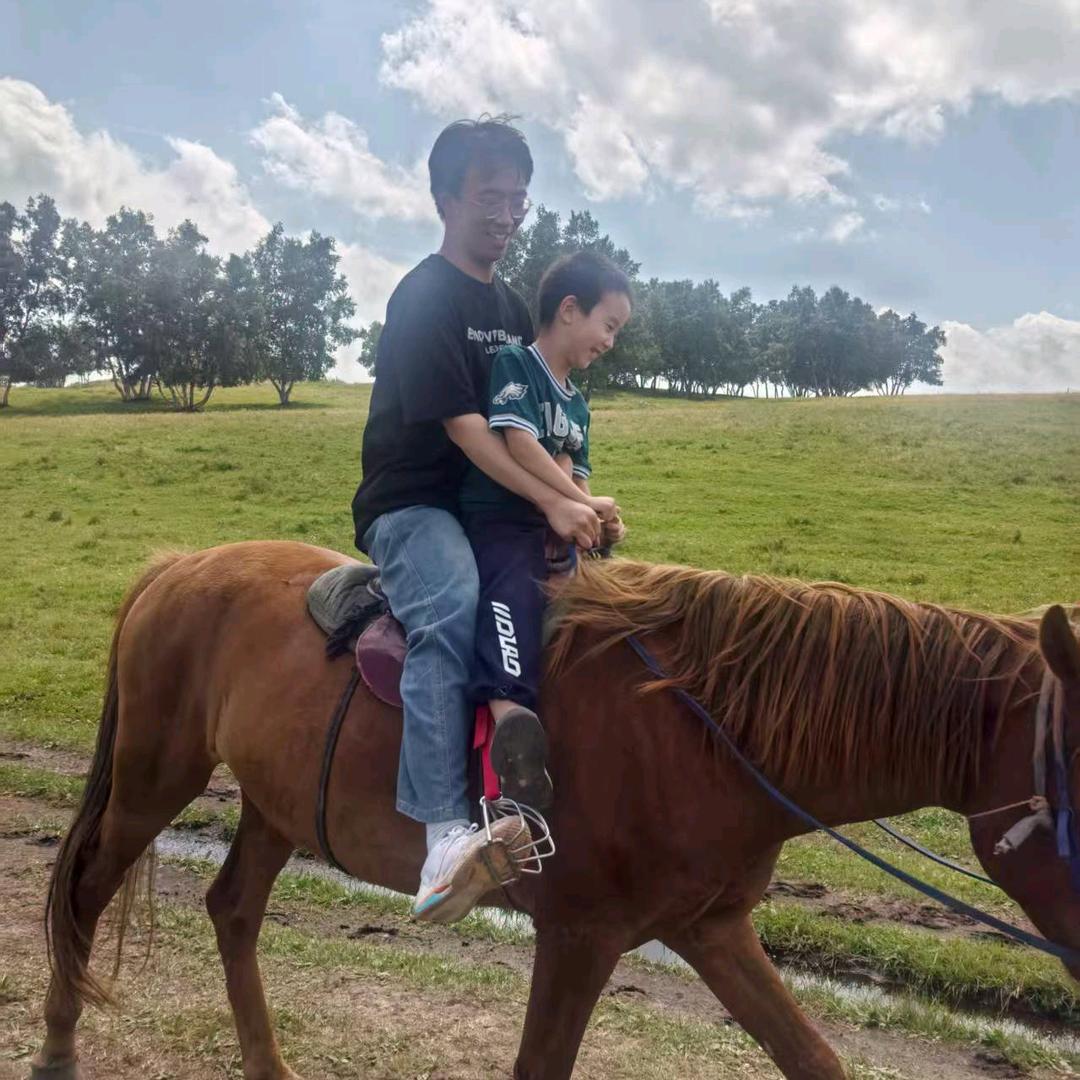 两个宝贝的妈咪