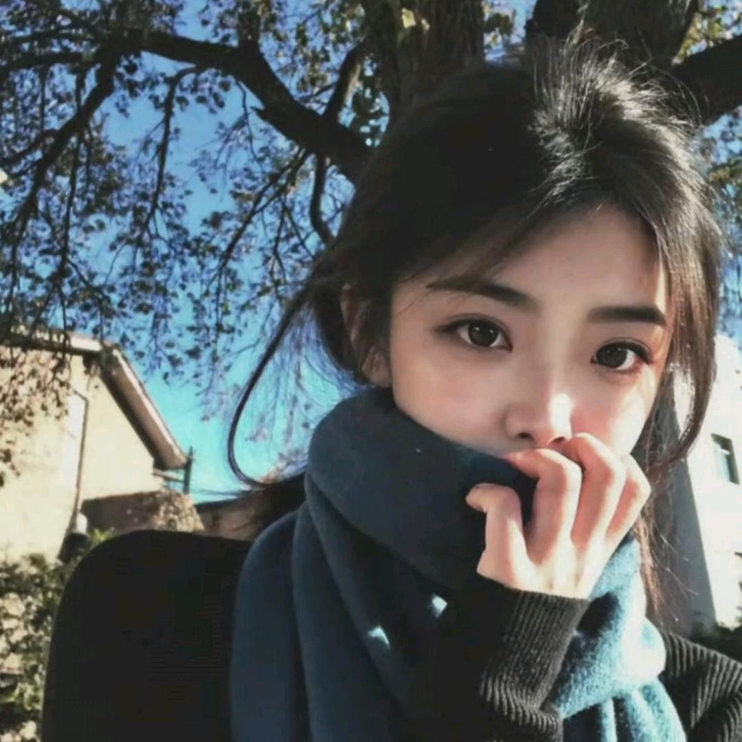 八月。🐑