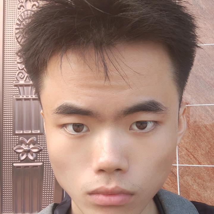 钟墨卿