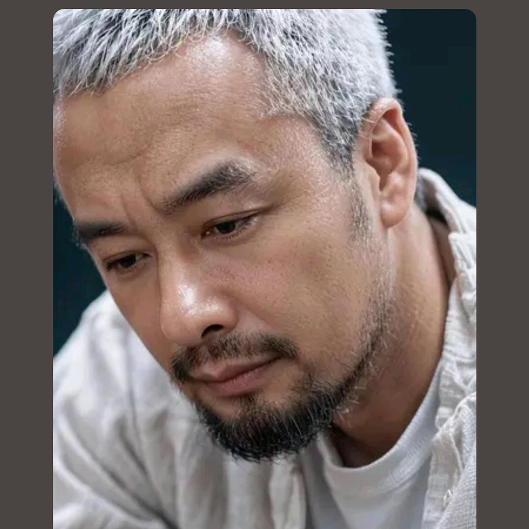 锁€爱