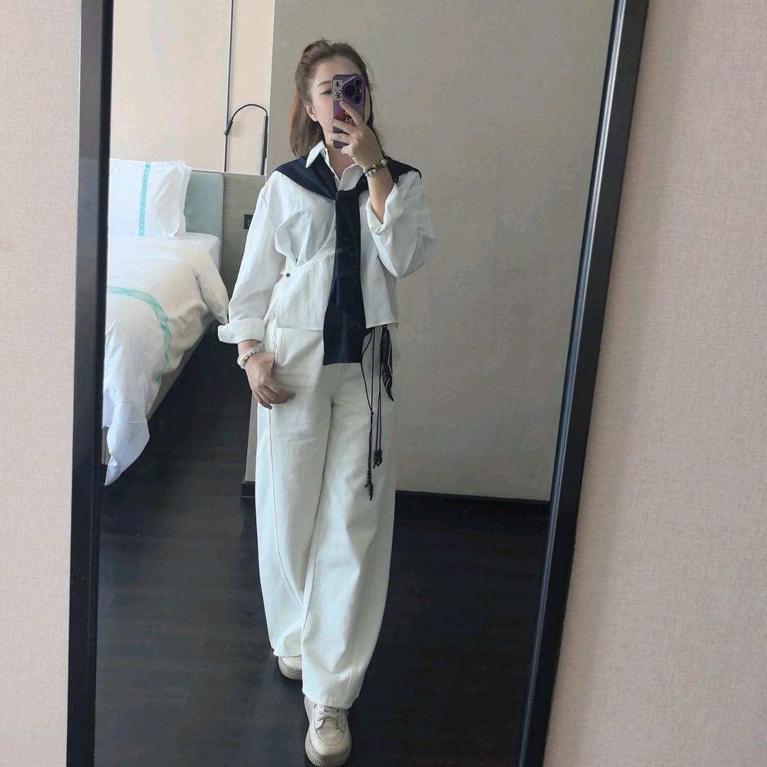 ✌蔓柠茶摊的主理人💫