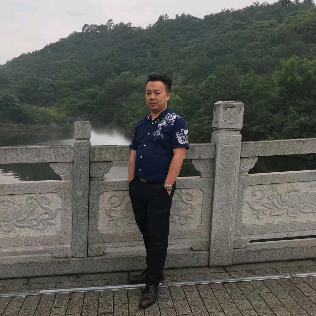 永琪美发经理陈向东