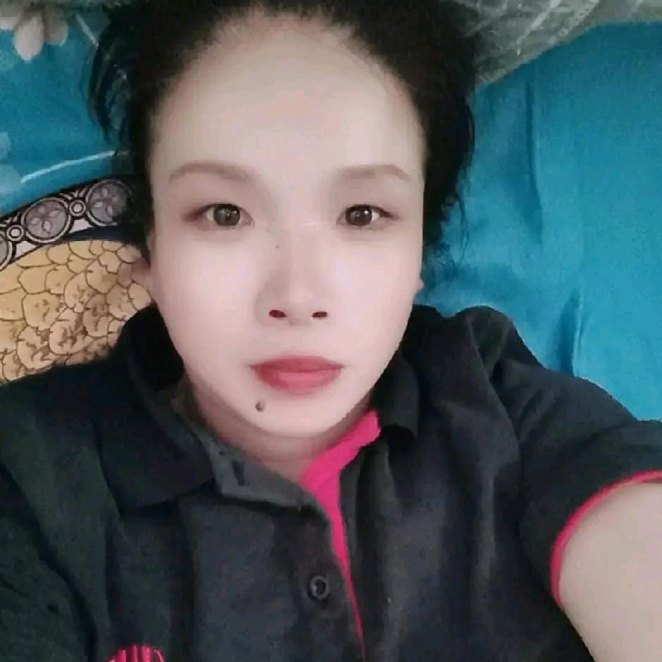 我是当年的花花🌸爱笑