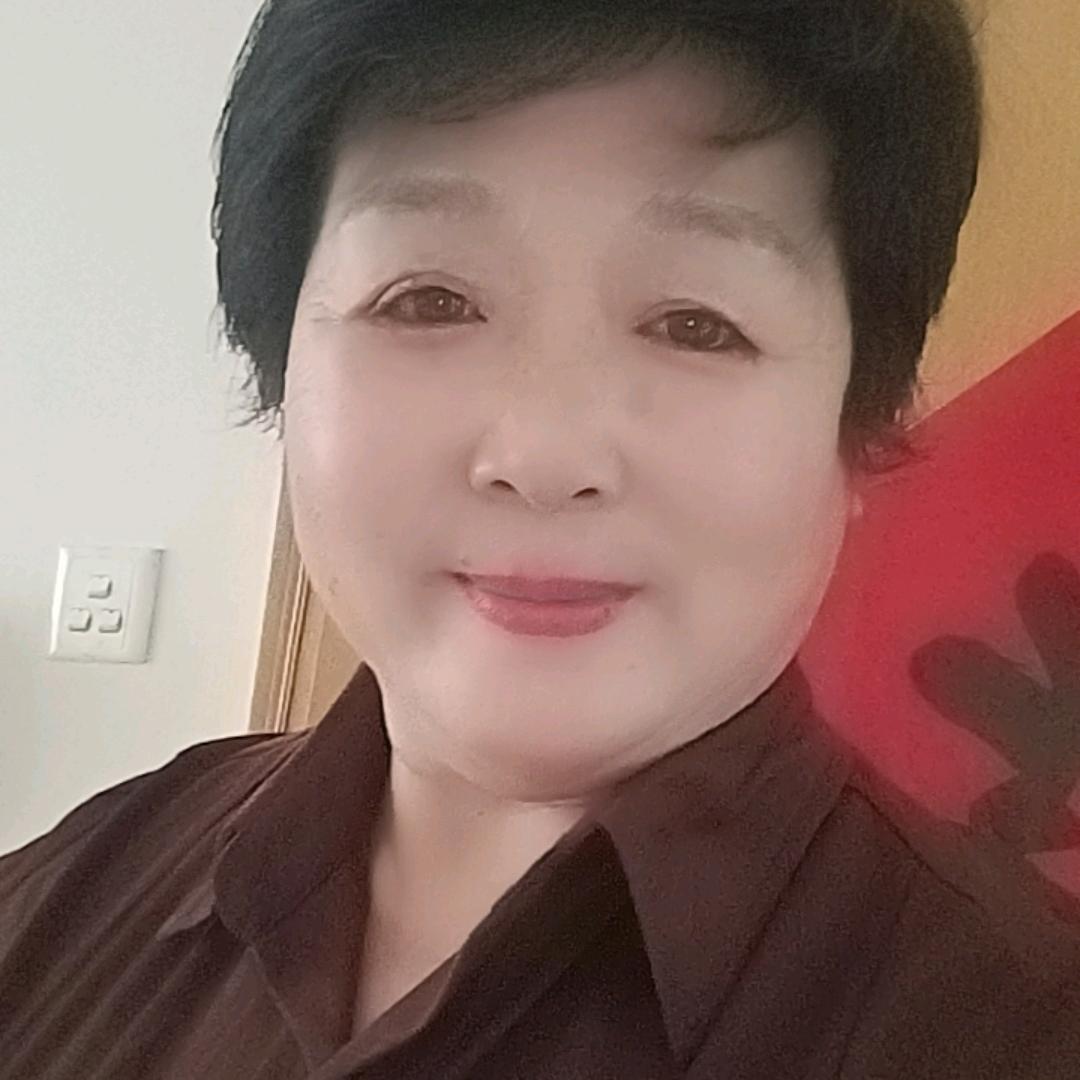 陈妮