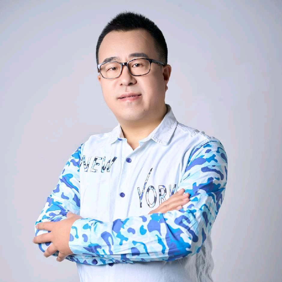 顺溜哥🎤（晚上9：37首播）