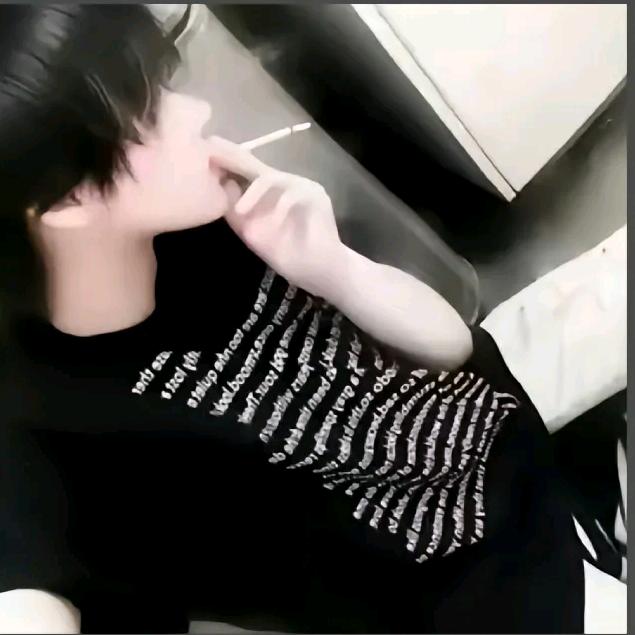小小控.