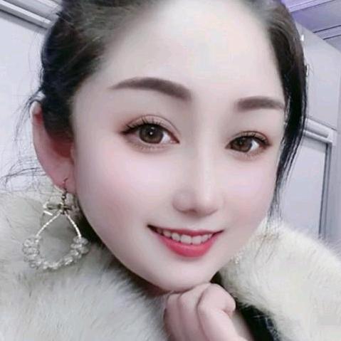 一笑倾城，