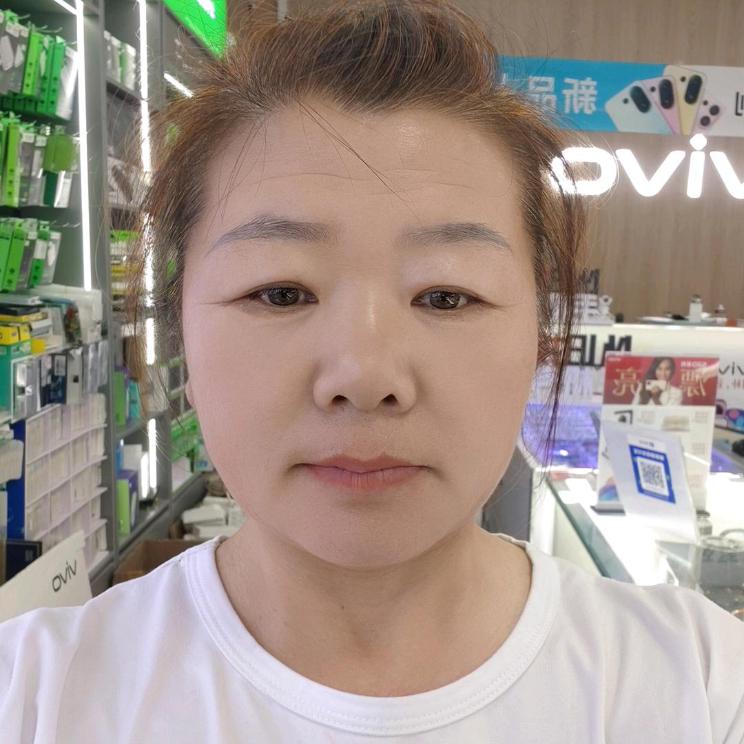 坊子卖手机王姐