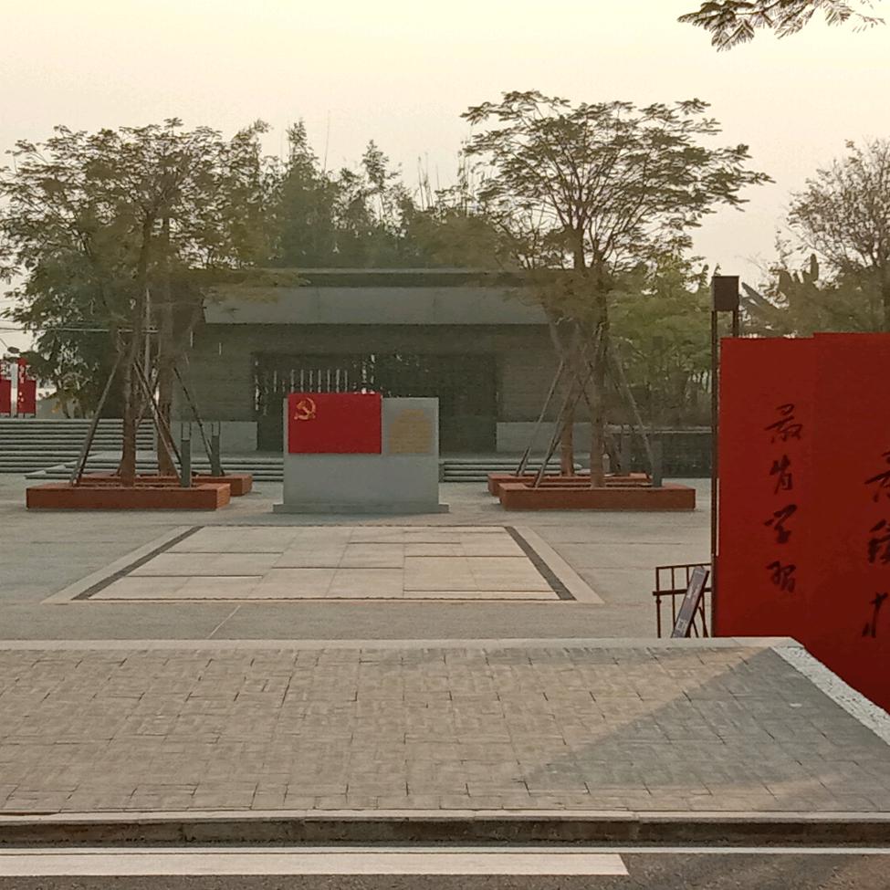 随风一笑
