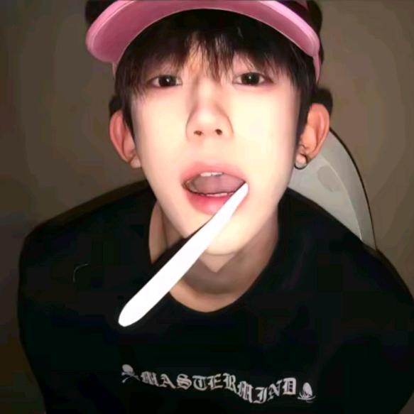 .安.