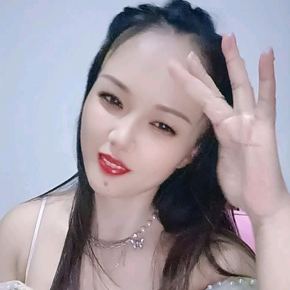 🐰小迷糊🐰