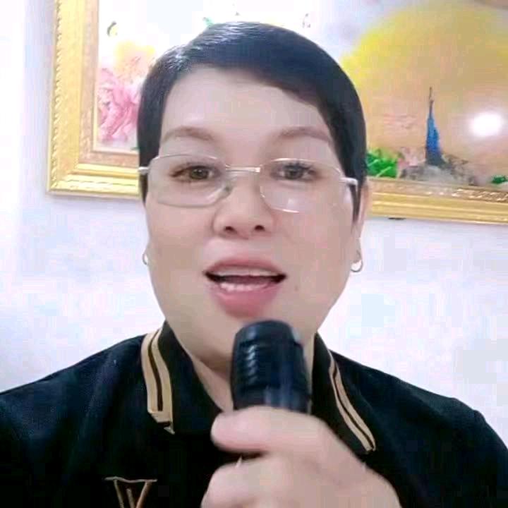 蓝魅菜（568）下午4点30分开播