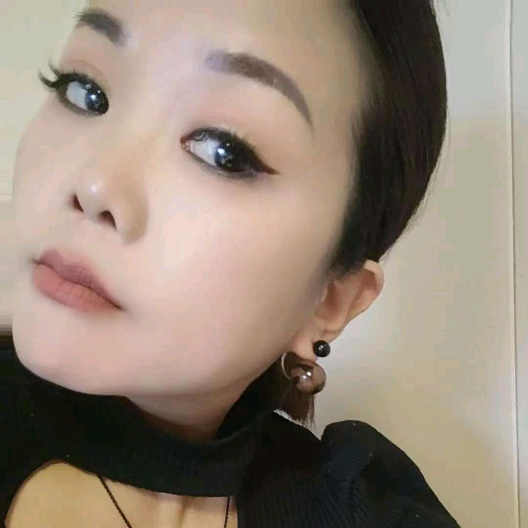 莲子•主播易