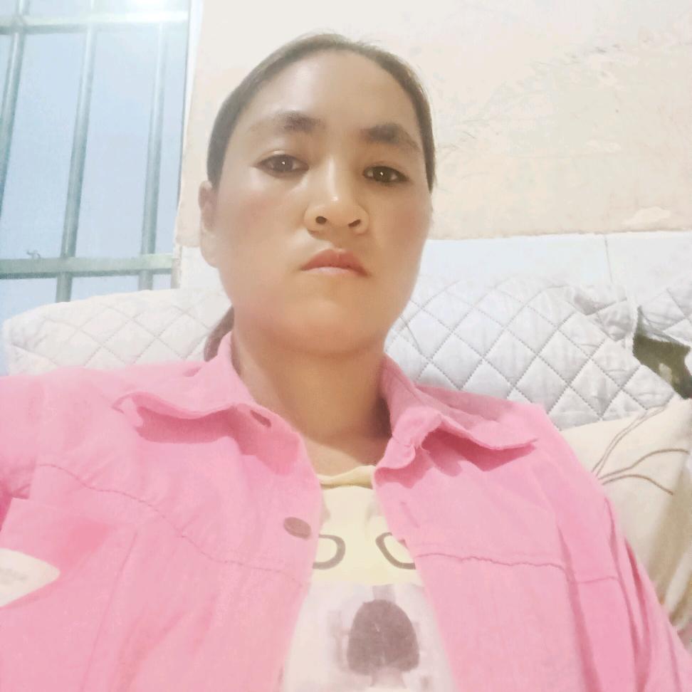 小美姐（18,,30开播）