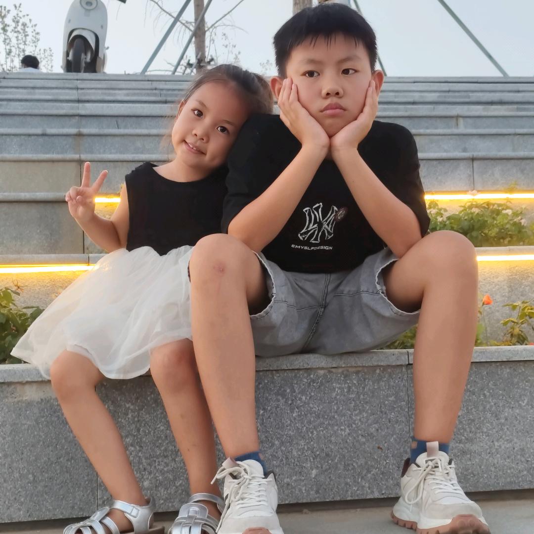 皮皮和球球的日常