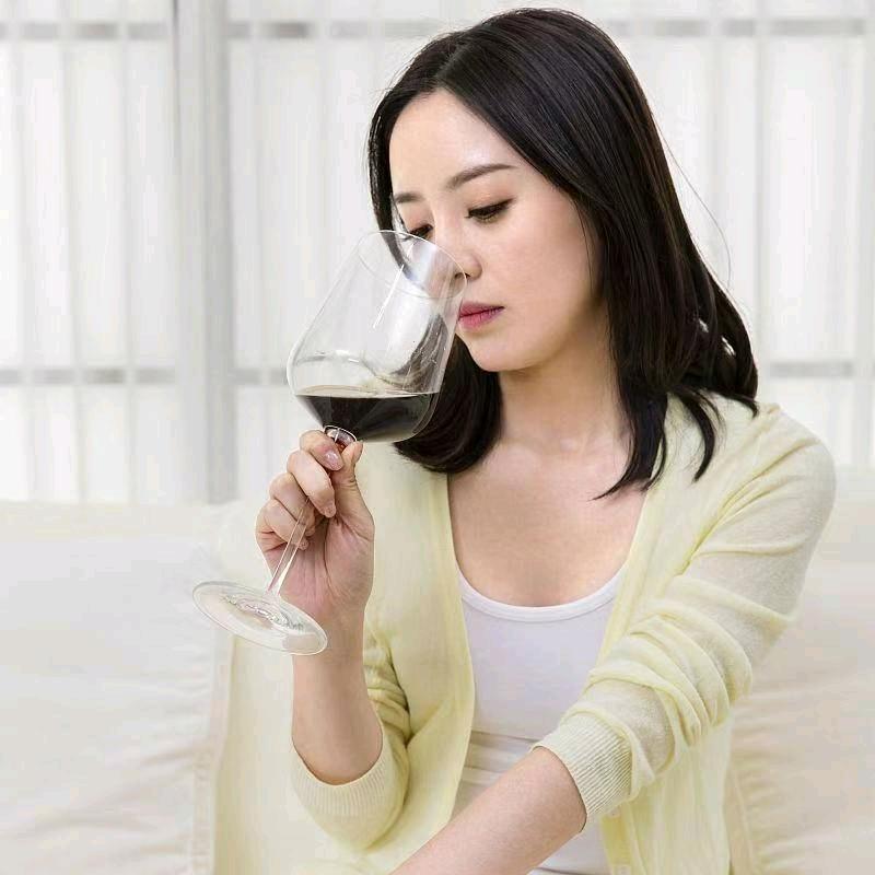 金滩半岛豪苑河边红日商行，