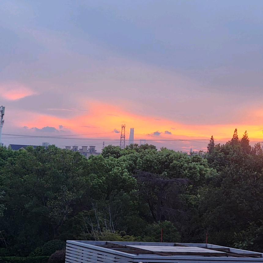 红红火火恍恍惚惚。