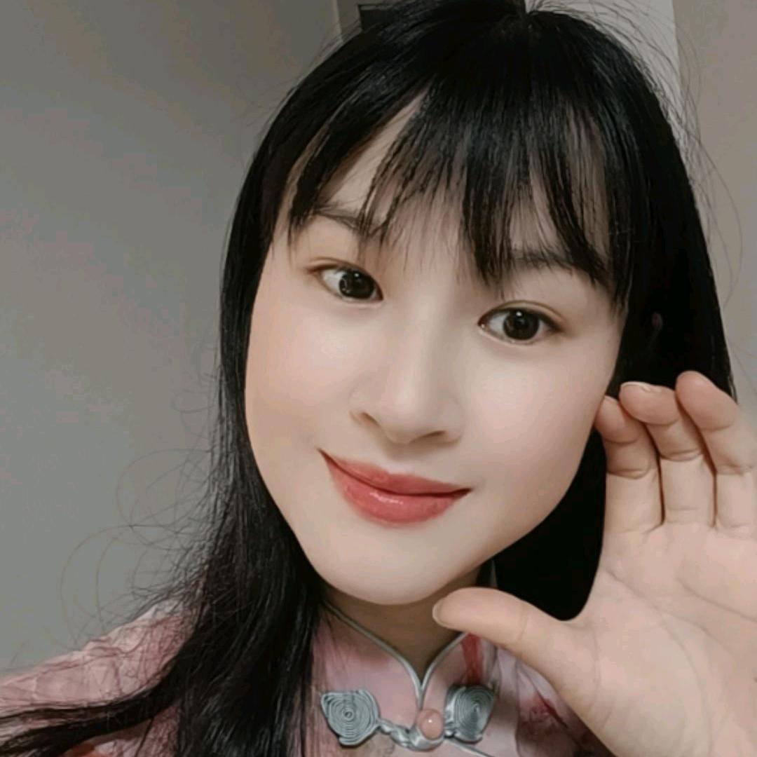 地摊烤鸡妹