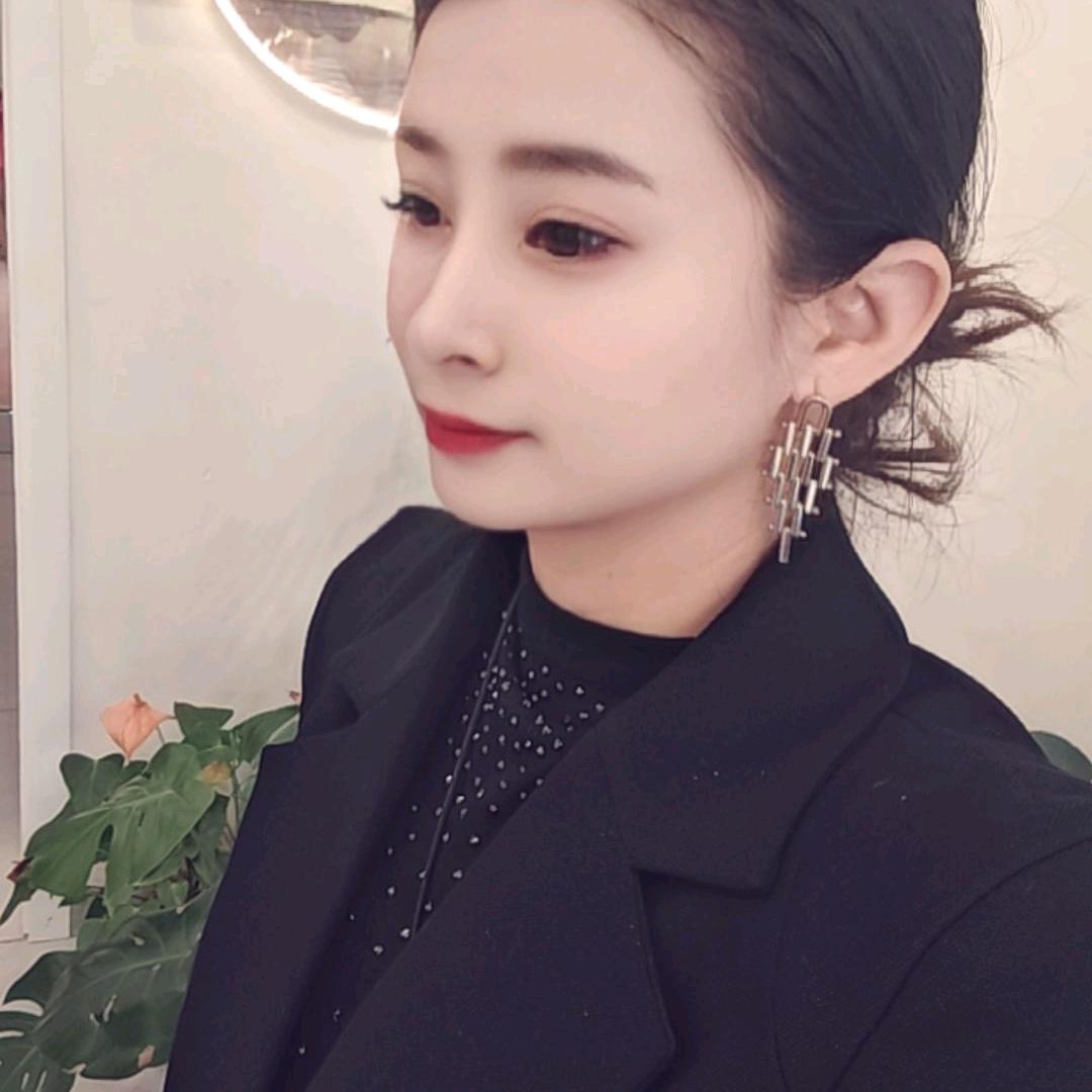 愙歖
