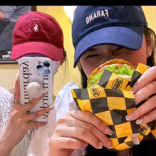 痛在我们不该相遇💔