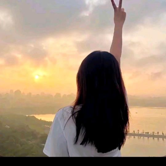 ❤幸运星❤胡笑笑