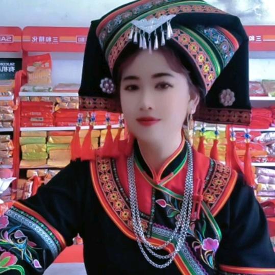 微笑，开心