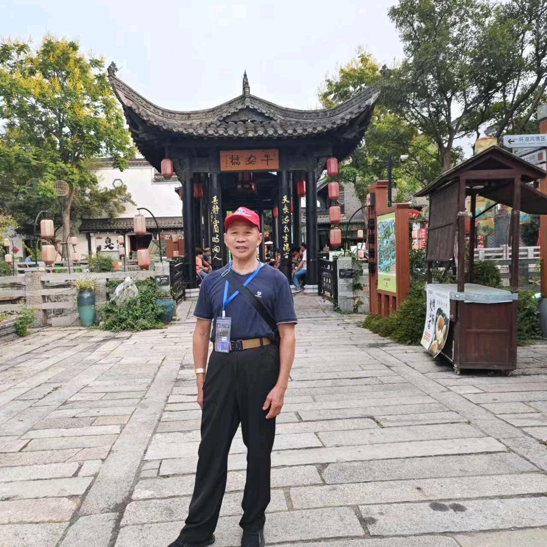 A不倒翁878