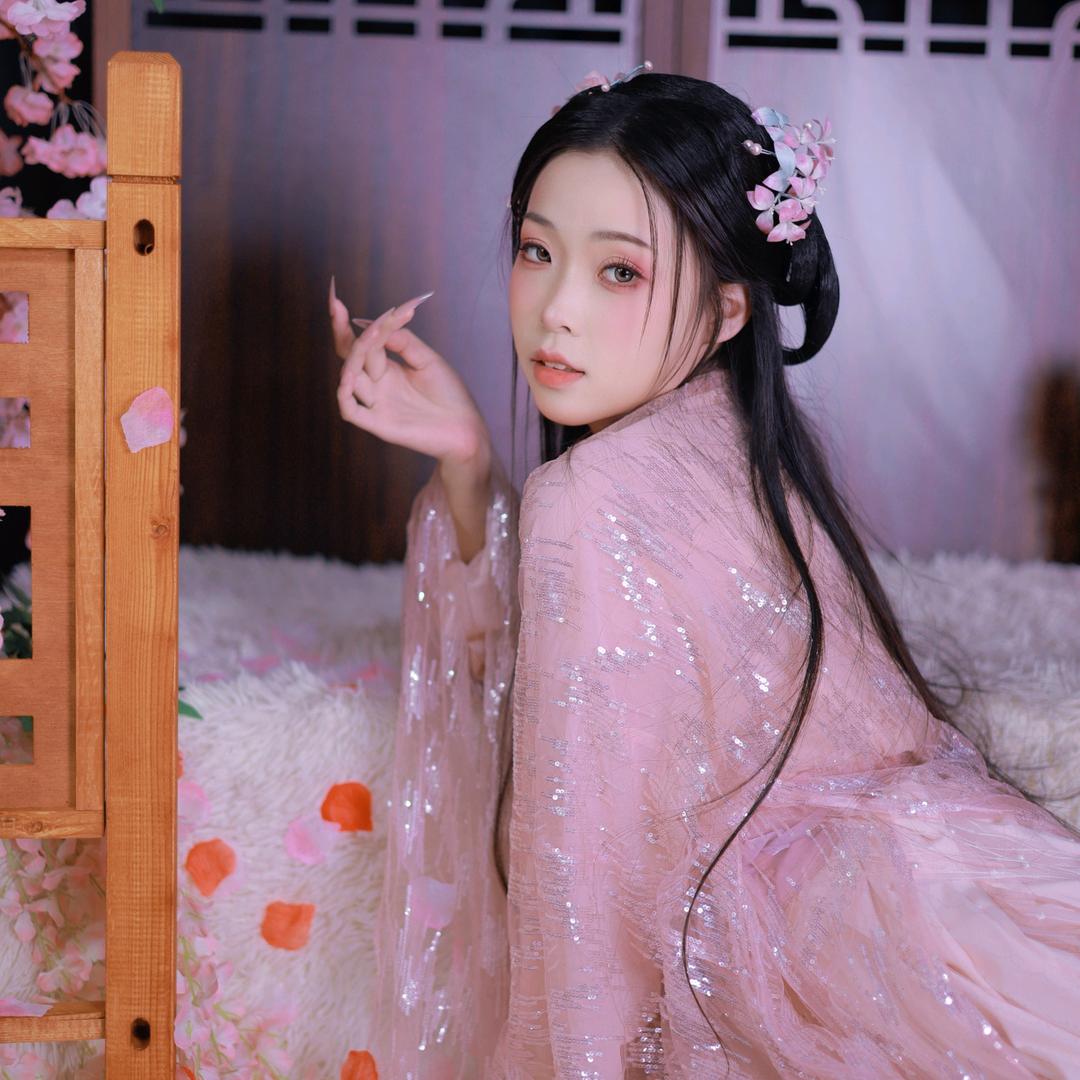 朱猪der头像