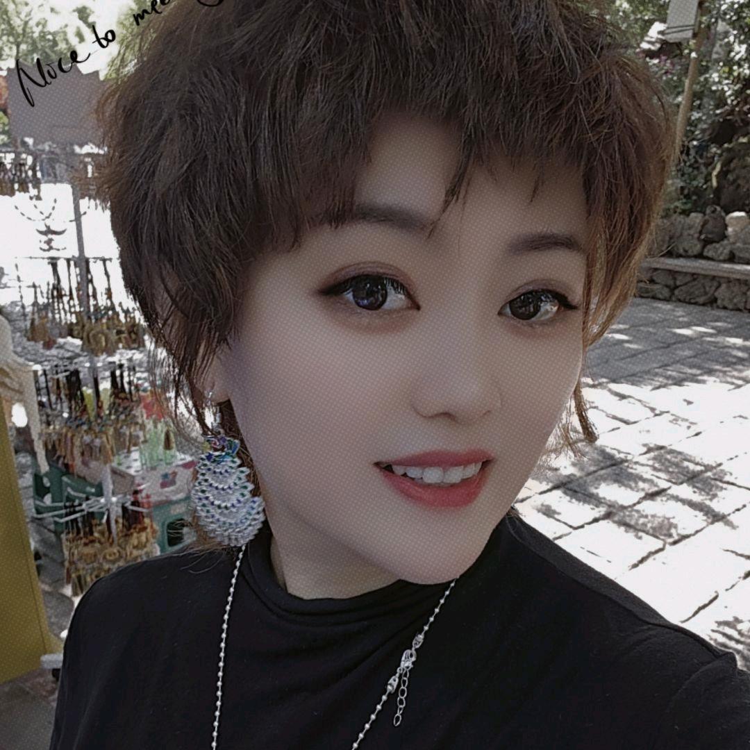 莲莲