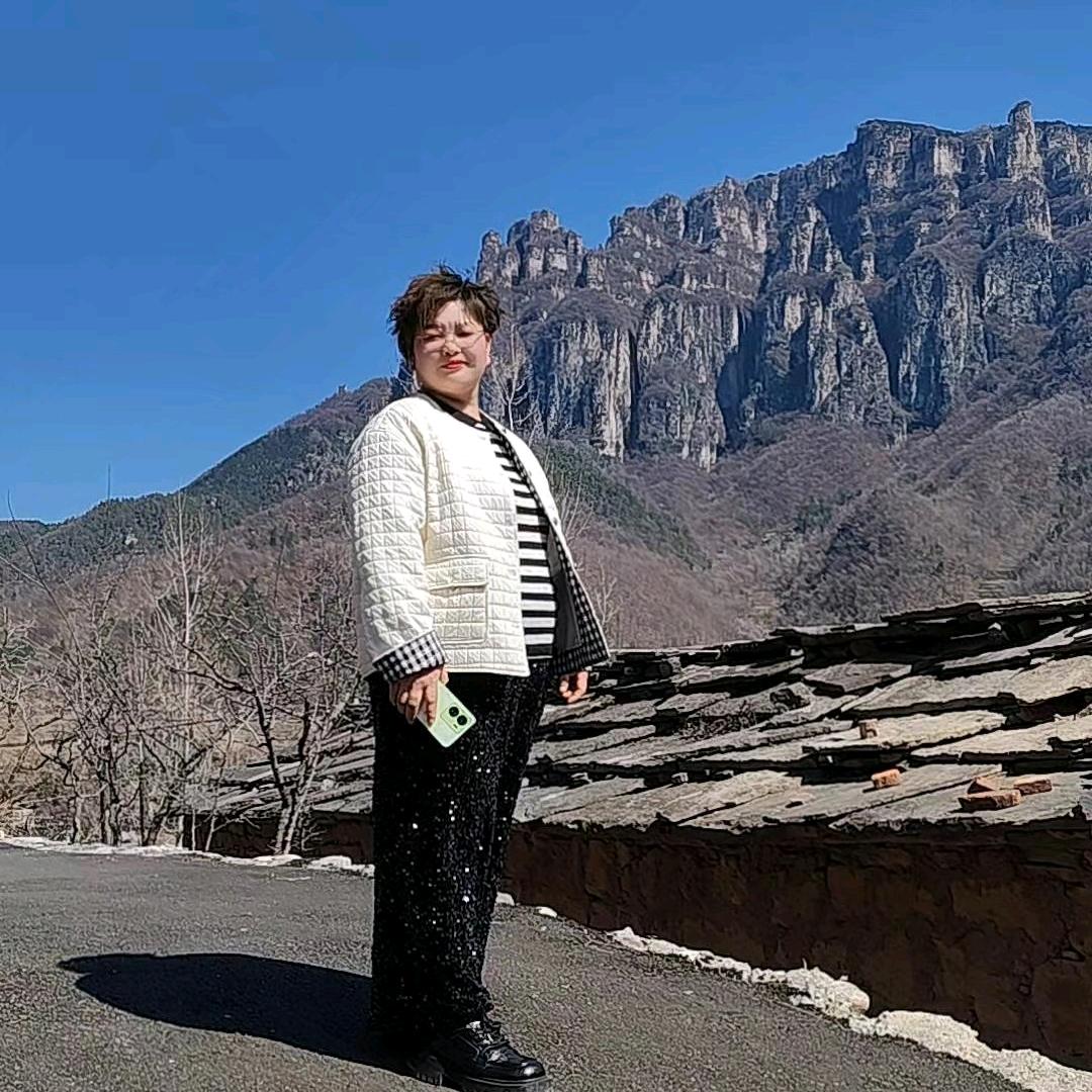 欧家地板壁布周燕