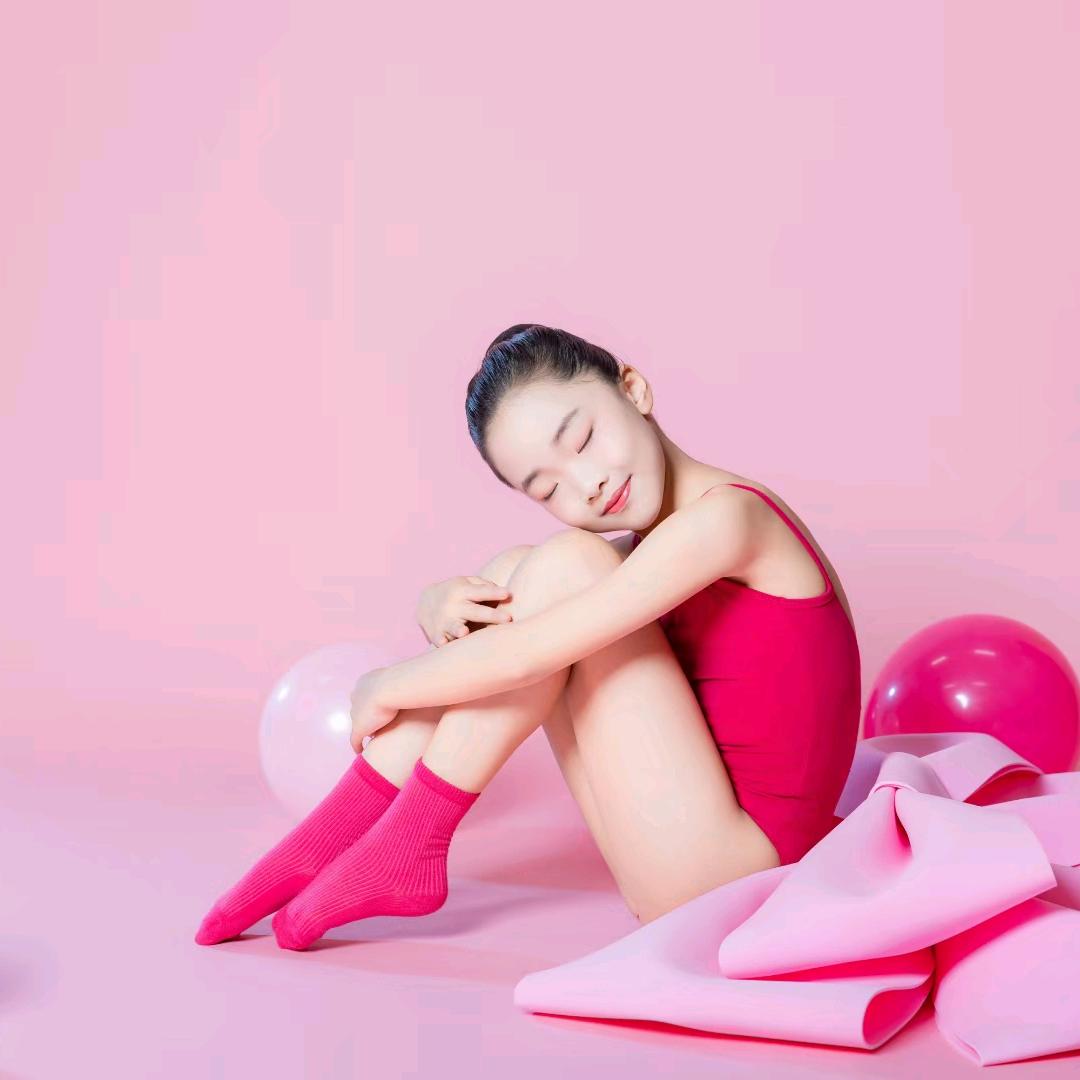 🦢 栋 栋 大蜜儿