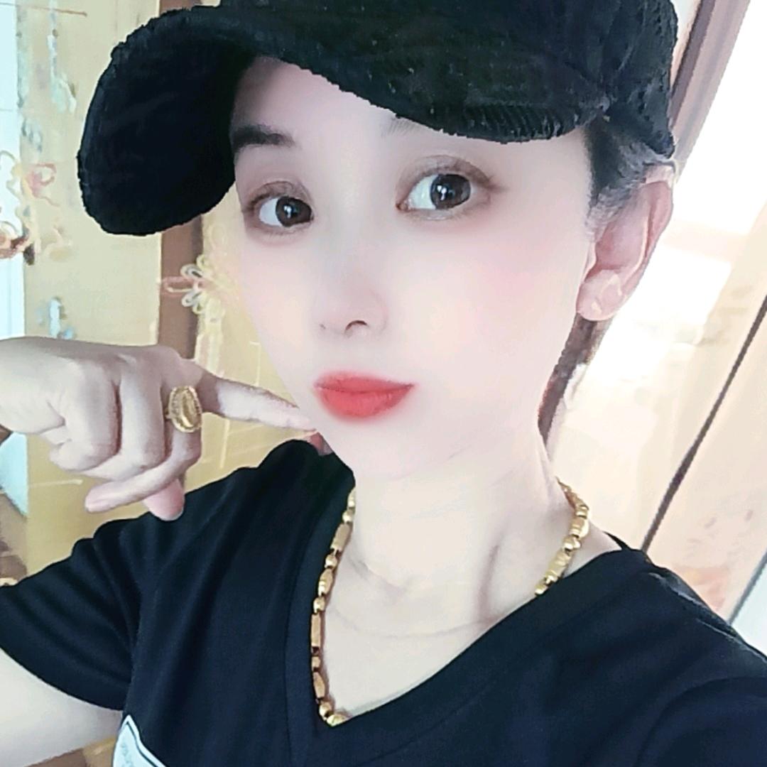 一半回忆💘一半继续☠️头像