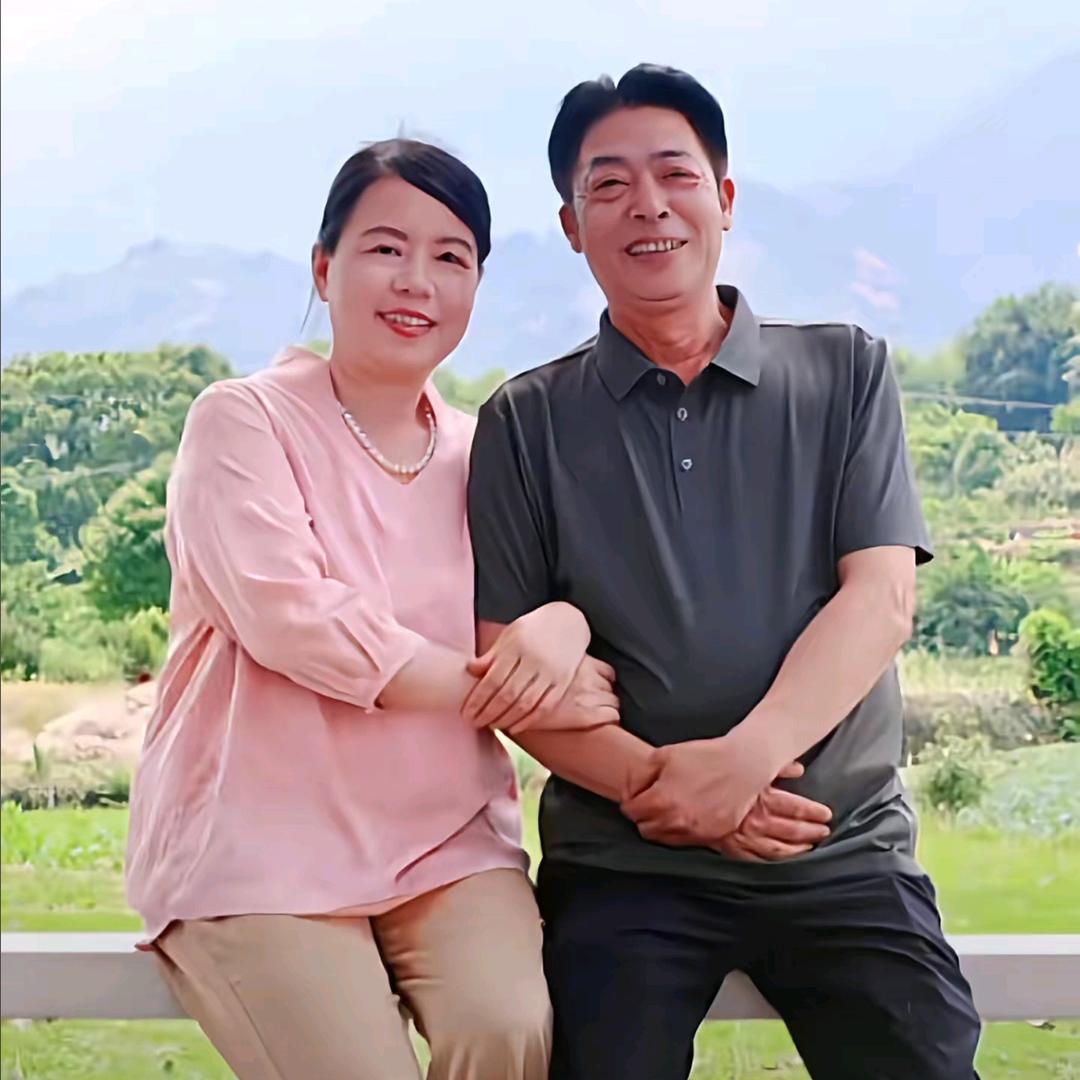 四宝守护.许妈姚爸