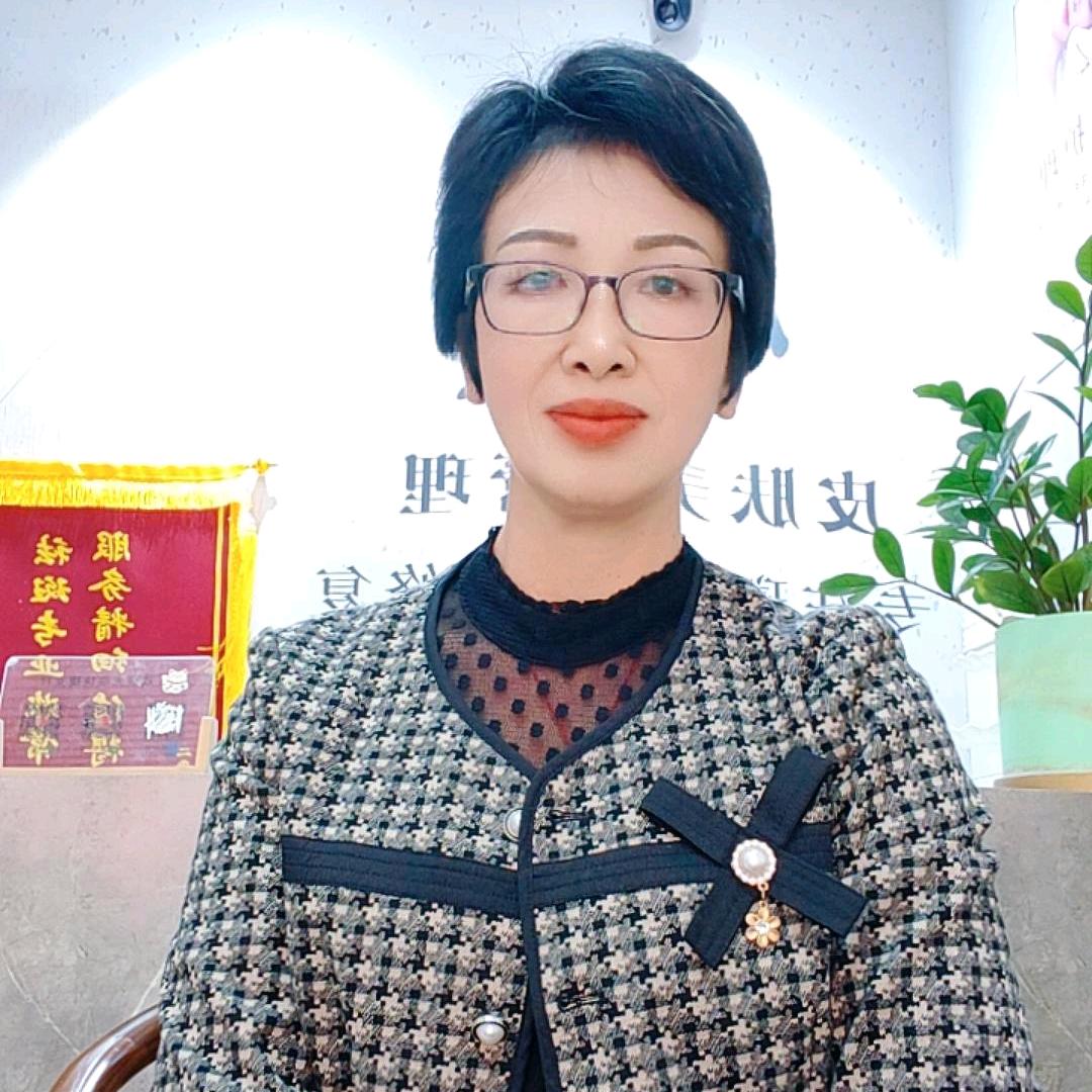 知足常乐！黄大妈ttcbc25zc2Rr