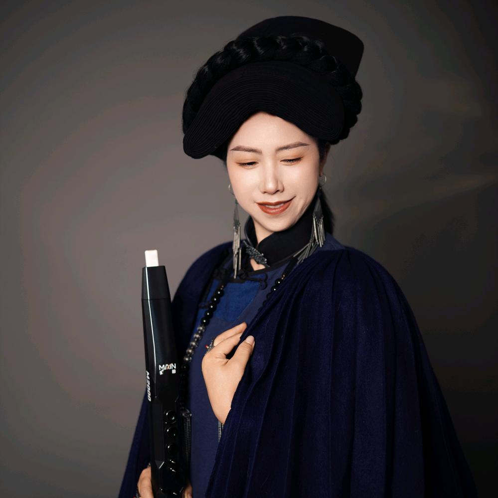 盘州小彝妹