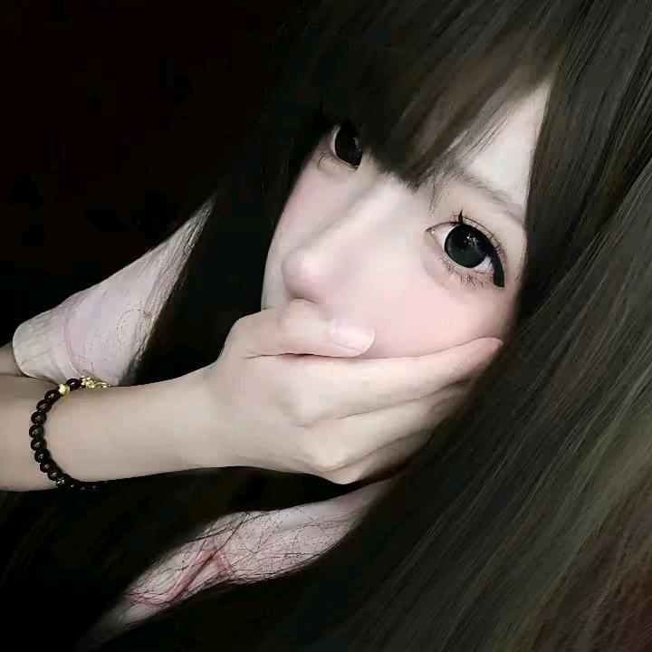 呆萌小颜