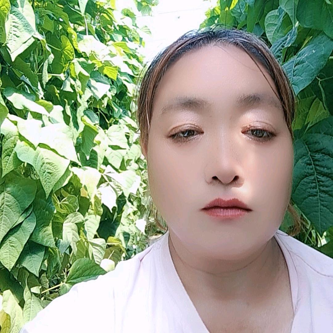 活在自己的世界里（拒绝私聊）