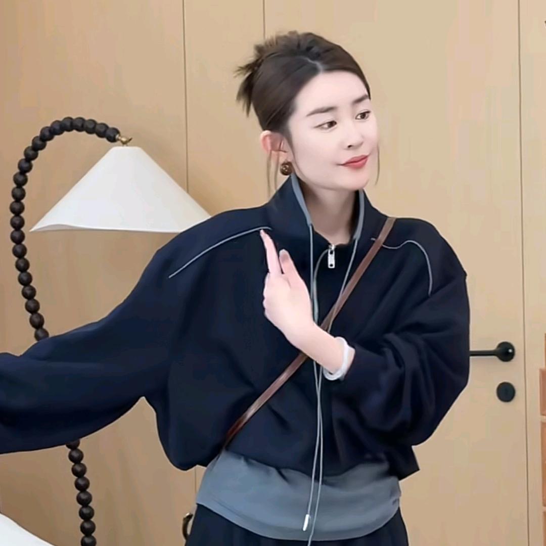 玖了个玖-美丽穿搭