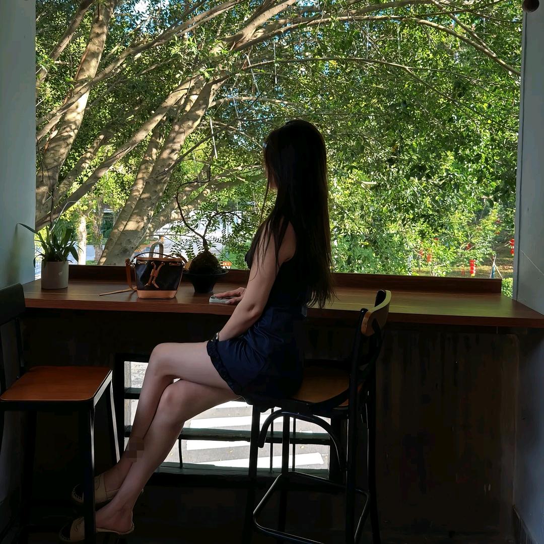欧阳莎莎