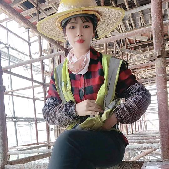 钢筋工👉小凤👈