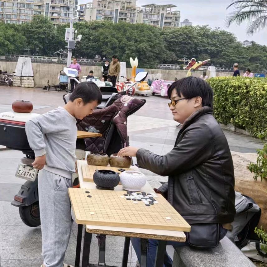 董卓诲弈
