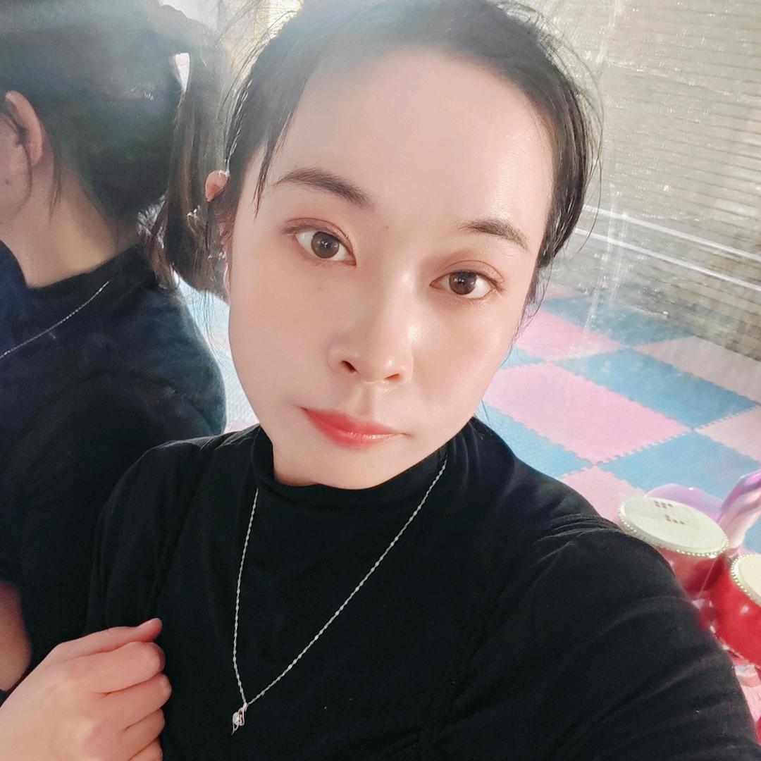 爱笑的郝郝老师